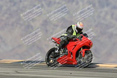 media/Nov-16-2025-Race Pace (Sun) [[8c5fa54630]]/Verified Riders/5-Turn 9 (1135am)/